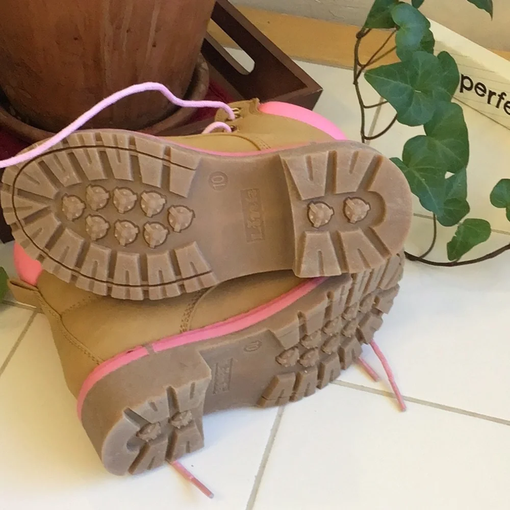 HOST PICK ‘Link’ Fashion Lace-Up Lug Threaded Sole Boots - Picture 5 of 7